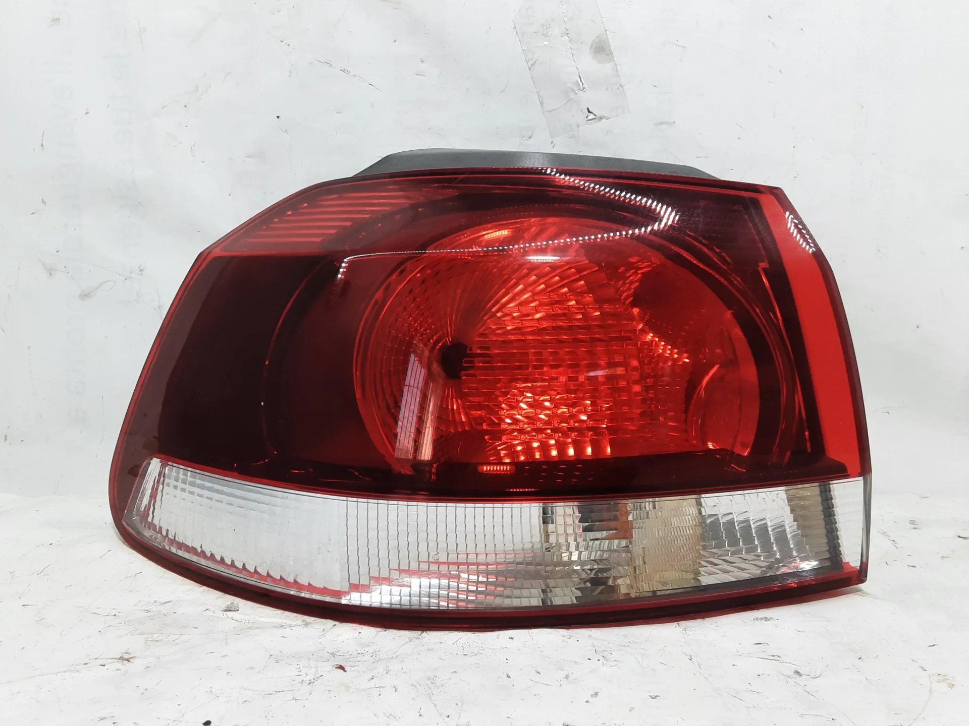STOP FANALE POSTERIORE SINISTRO LATO GUIDA VOLKSWAGEN Golf 6 Berlina (08>12) 2000 Diesel (2009)