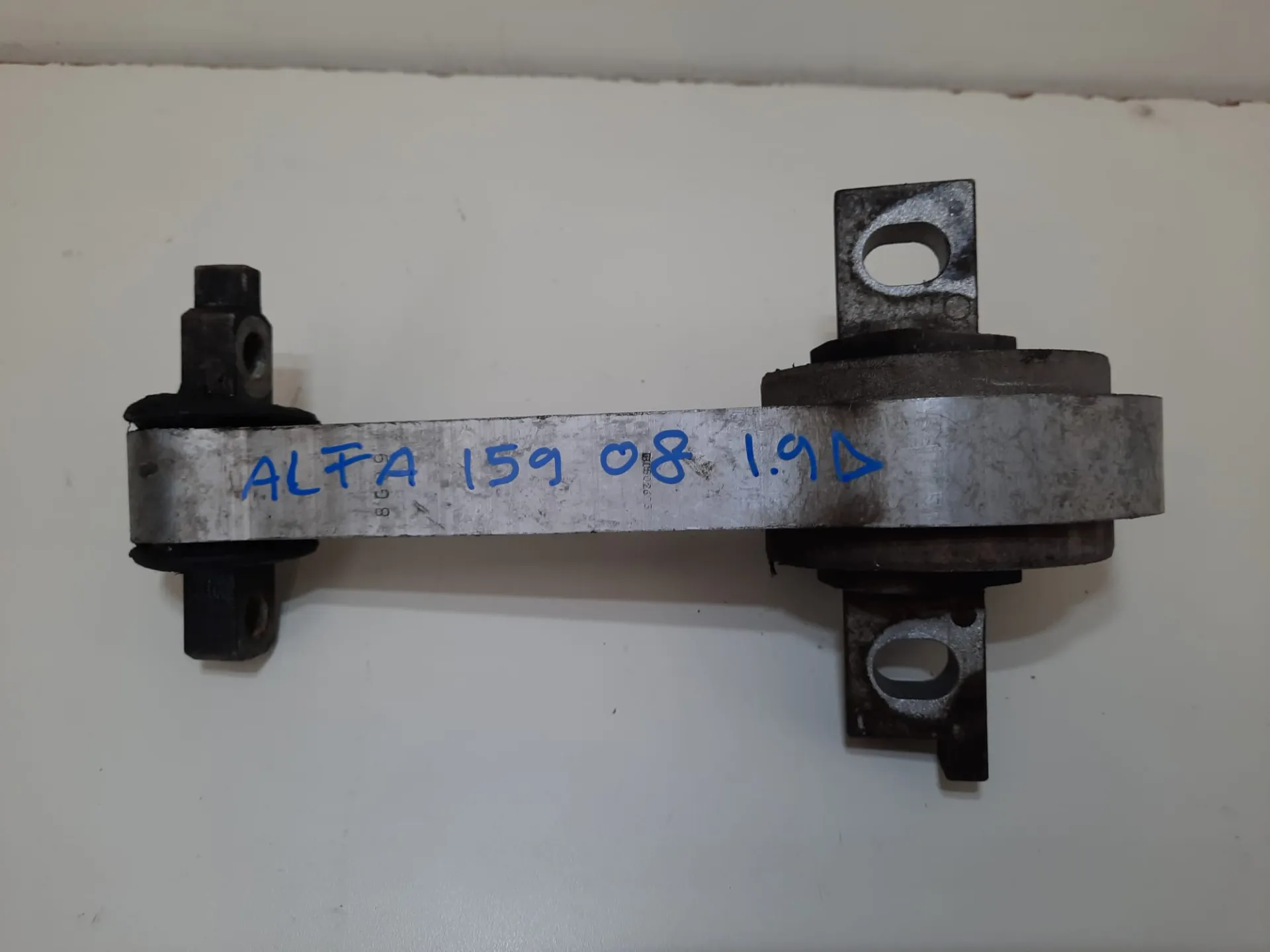 Supporto cambio Alfa 159 del 2008 1.9 Diesel