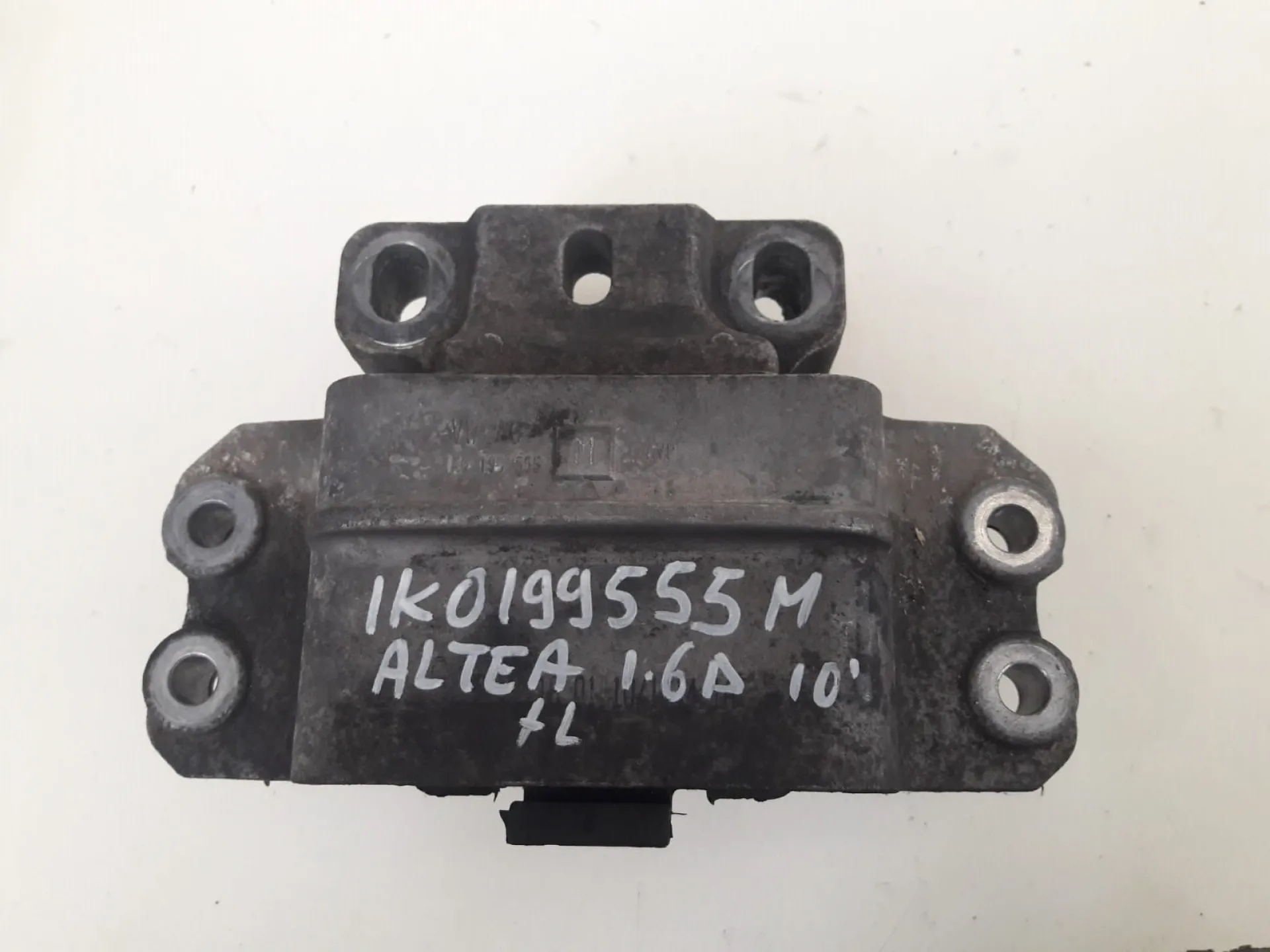Supporto cambio Seat Altea XL 1.6 D del 2010 CODICE RICAMBIO : 1K0199555M