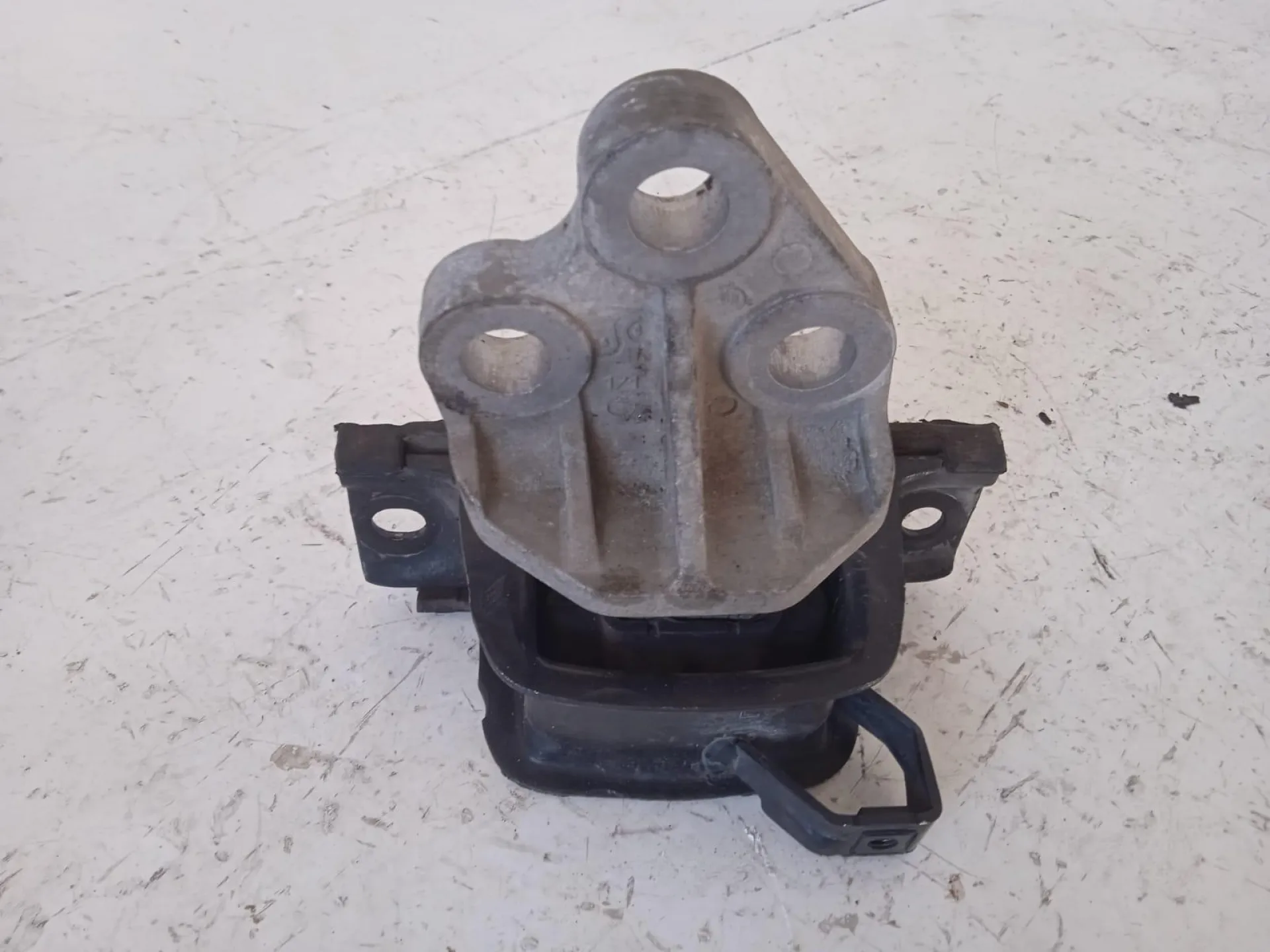 SUPPORTO MOTORE ALFA ROMEO Mito Serie (955_) (08>) 1600 Diesel con codice motore 955A3000/955A3000 (2012)