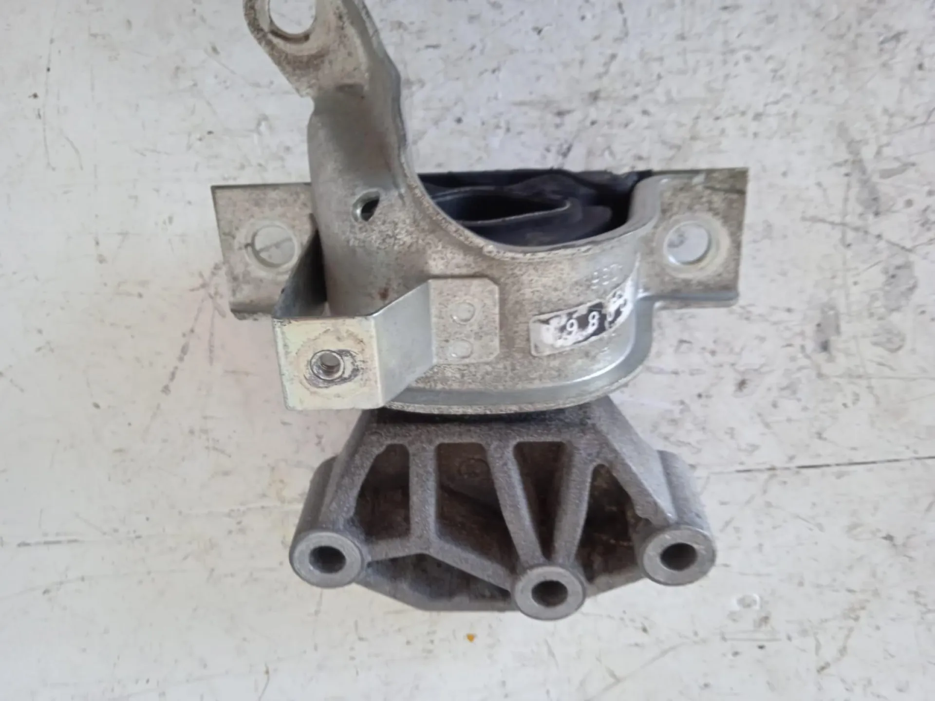 SUPPORTO MOTORE con codice con codice motore 169A1000/169A1000 da FIAT 500 Serie (07>14) 1300 Diesel (2009)