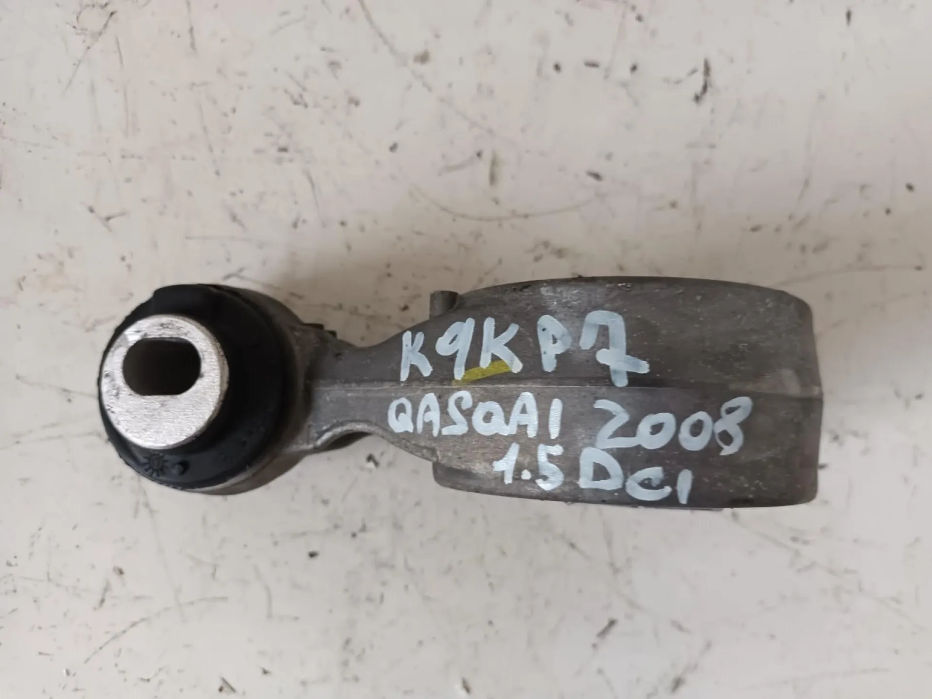SUPPORTO MOTORE NISSAN Qashqai 1Â° Serie 1500 Diesel con codice motore K9K P7/K9K P7 (2008)
