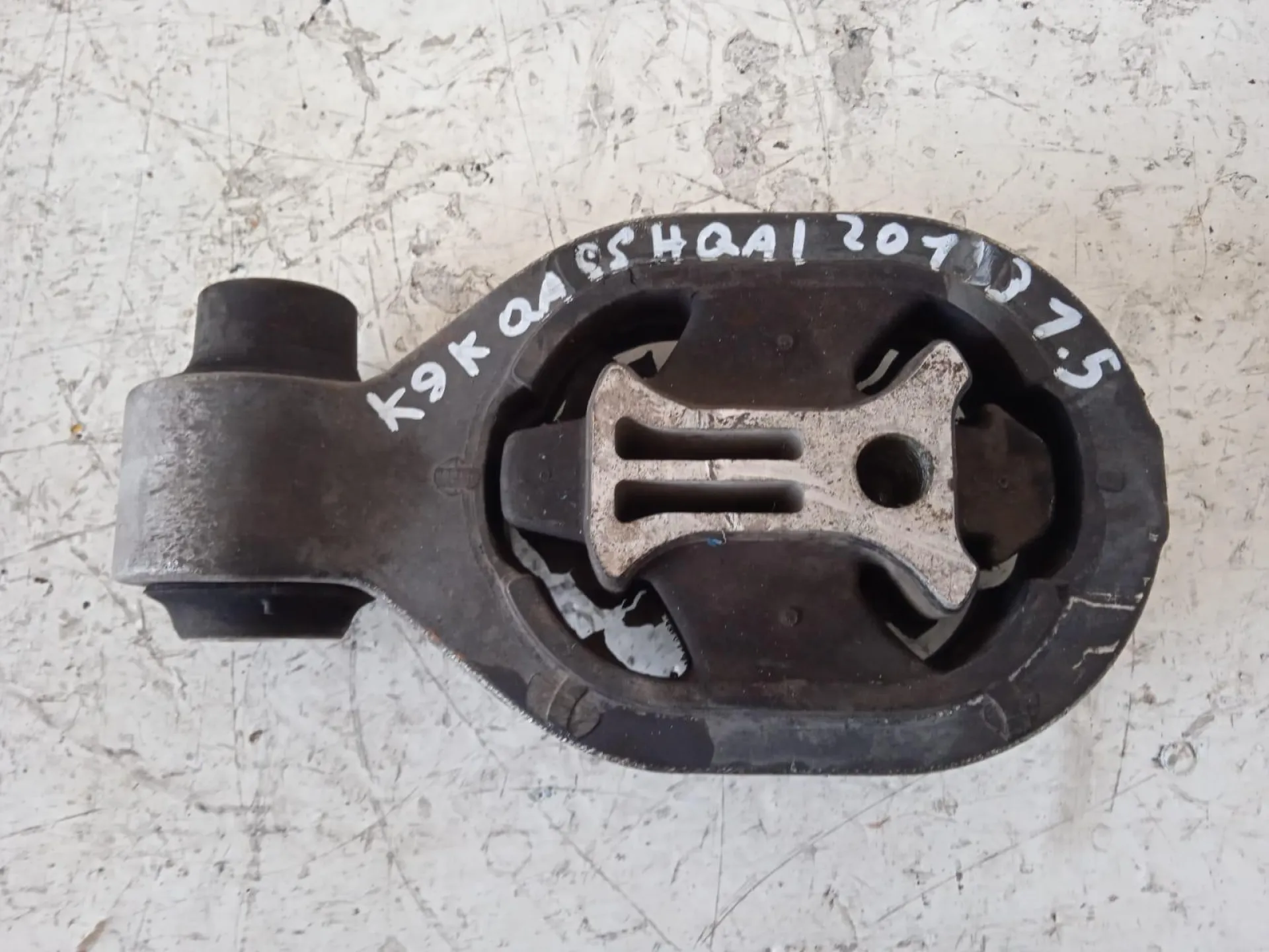 SUPPORTO MOTORE NISSAN Qashqai 2Â° Serie 1500 Diesel con codice motore K9K/K9K (2011)