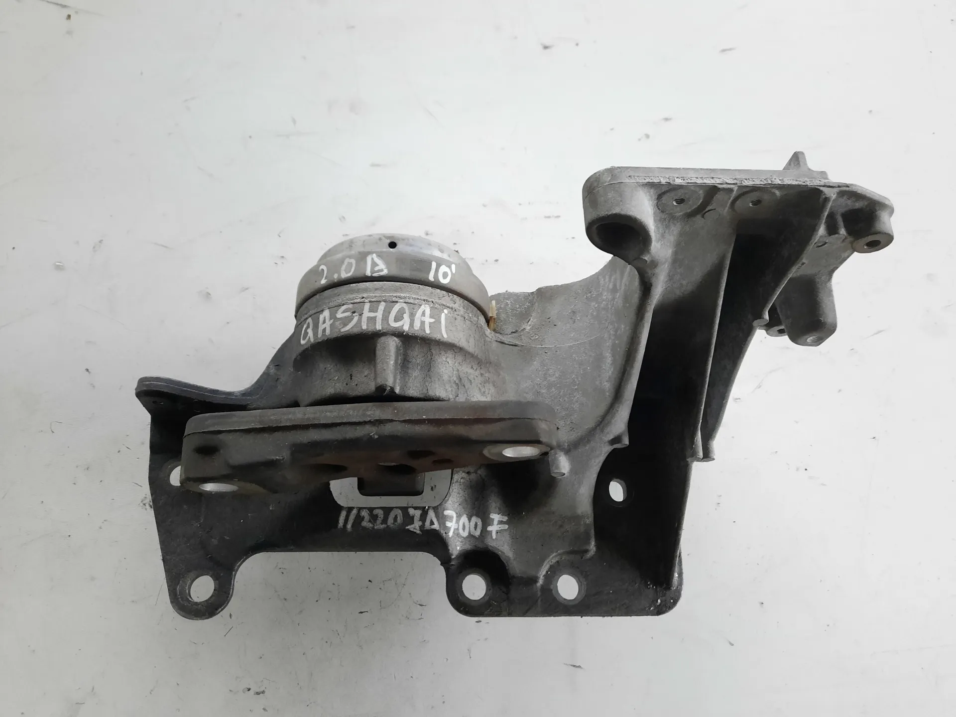 Supporto motore per Nissan Qashqai del 2010 CODICE RICAMBIO : 11220JD700R