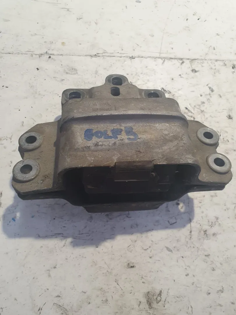 SUPPORTO MOTORE VOLKSWAGEN Golf 5 Berlina (03>08) 2000 Diesel (2005)