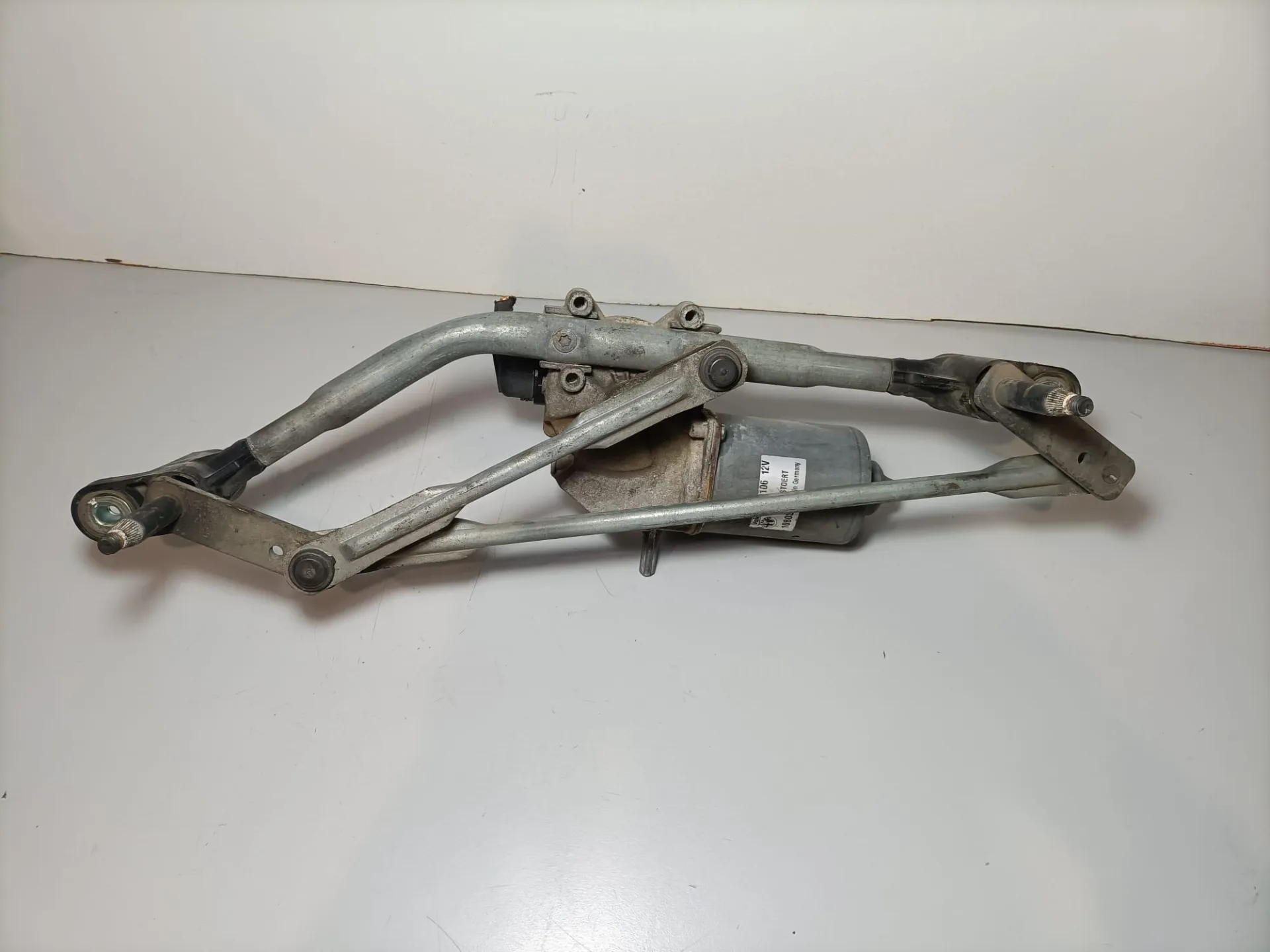 TANDEM TERGICRISTALLO con codice W09106 da ALFA ROMEO Mito Serie (955_) (08>) Benzina (2012)