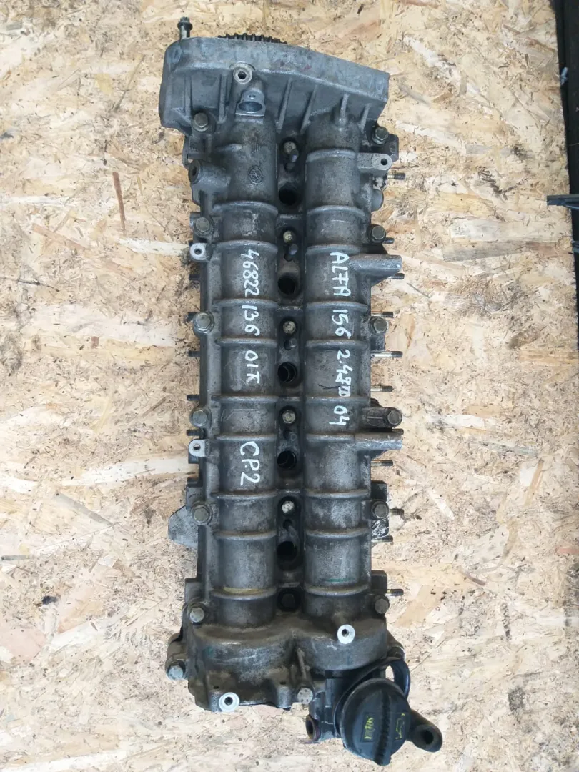 Testata motore Alfa 156 del 2004 2.4 JTD CODICE RICAMBIO : 46822136