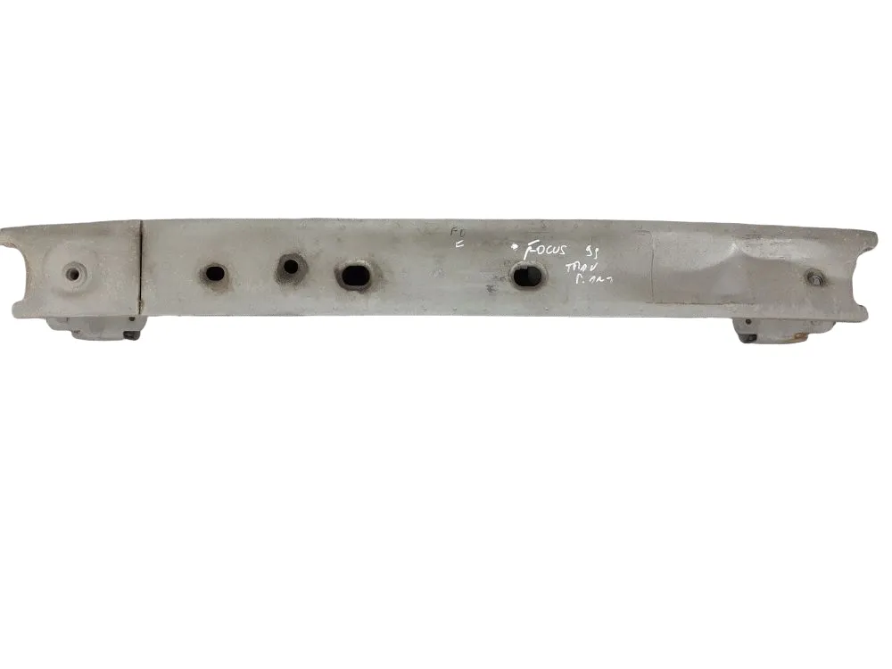 TRAVERSA PARAURTI ANTERIORE con codice 1363606 da FORD Focus S. Wagon 2° Serie 1800 Diesel 74 con codice motore FFDA/FFDA (2003)