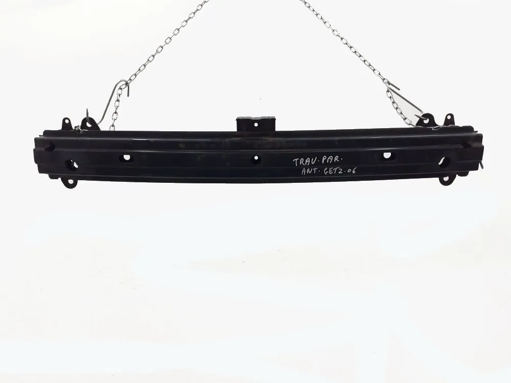 TRAVERSA PARAURTI ANTERIORE con codice 865301C300 da HYUNDAI Getz 2Â° Serie 1100 Benzina 48 (2006)