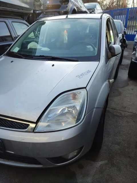 AUTORADIO FORD FIESTA 05>06