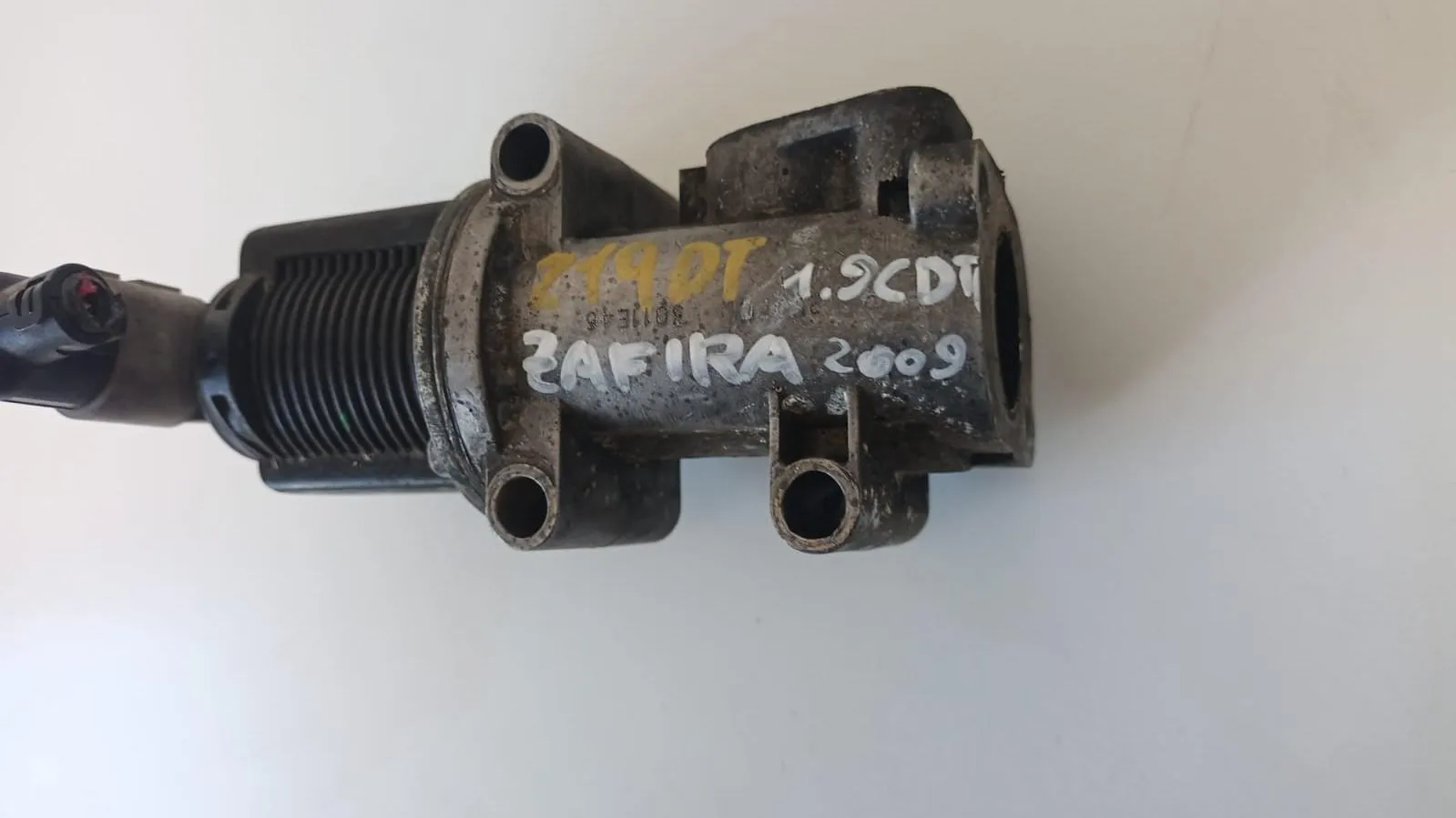 VALVOLA EGR con codice 3011E46 da OPEL Zafira B 2Â° Serie 1900 Diesel con codice motore Z19DT/Z19DT (2009)