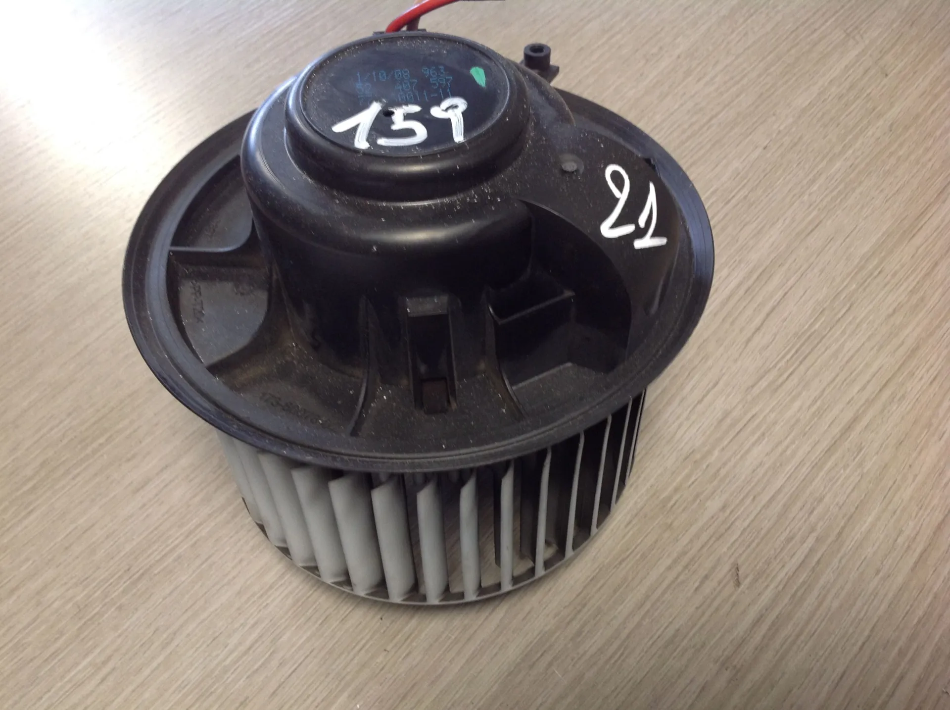 VENTOLA RISCALDAMENTO con codice 52407597 da ALFA ROMEO 159 Berlina Serie (939_) (05>11) Diesel (2009)