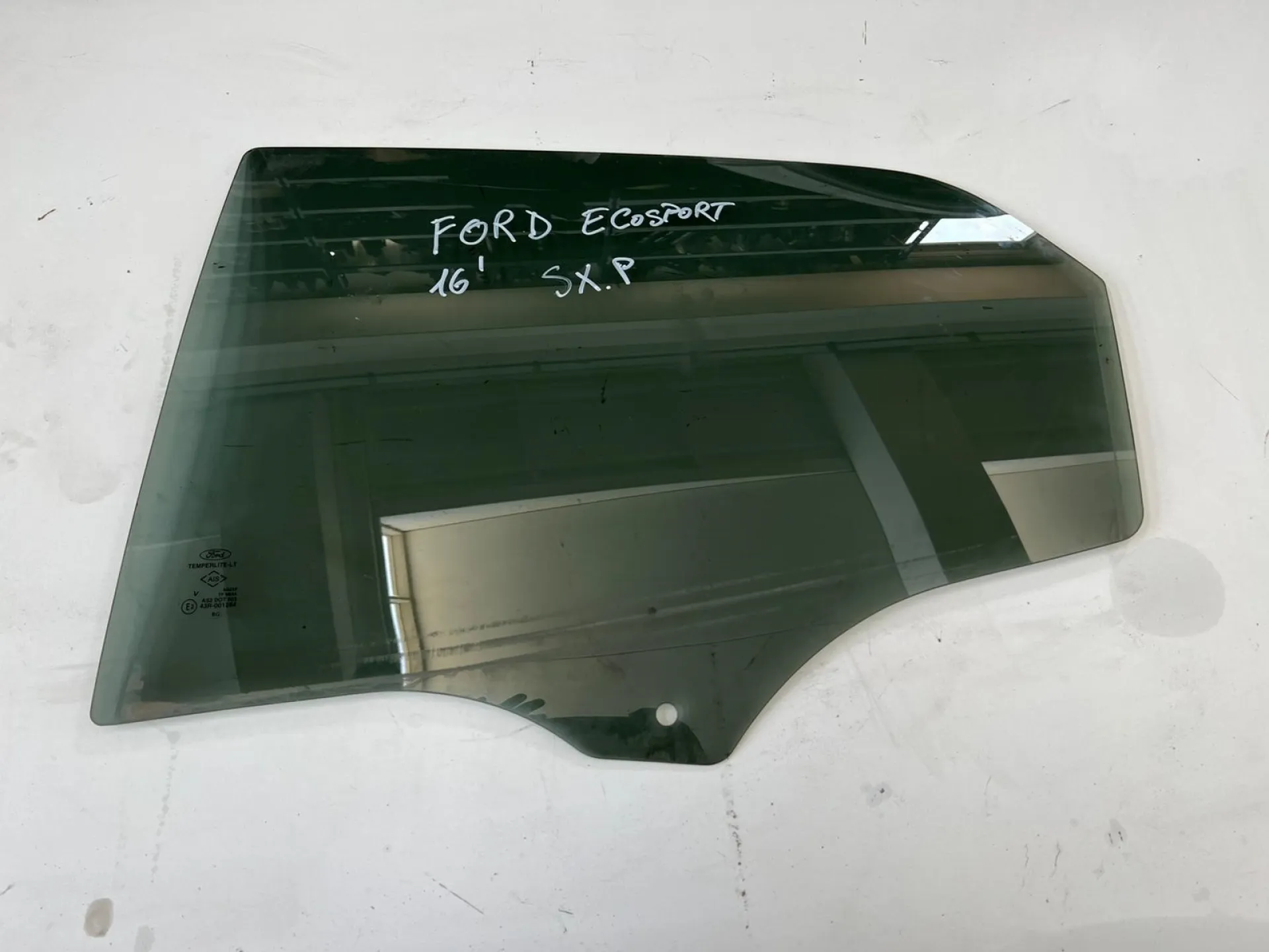 Vetro posteriore sinistro Ford Ecosport 1.5 D del 2016