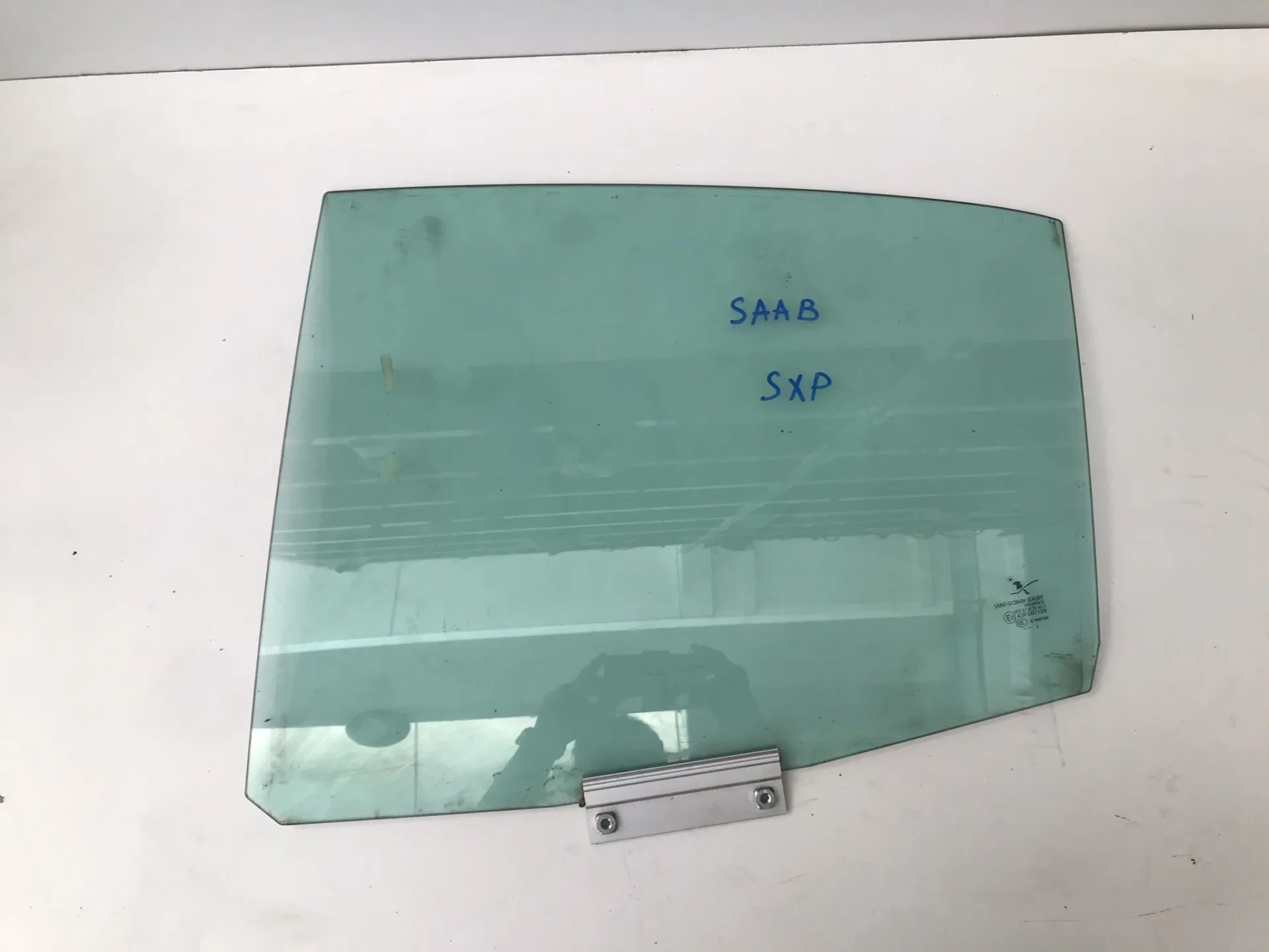 Vetro posteriore sinistro Saab 9.5 del 2004