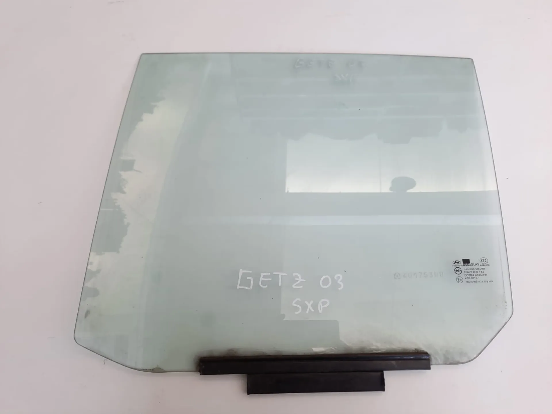 Vetro posteriore sinsitro Getz 1.5 D del 2003