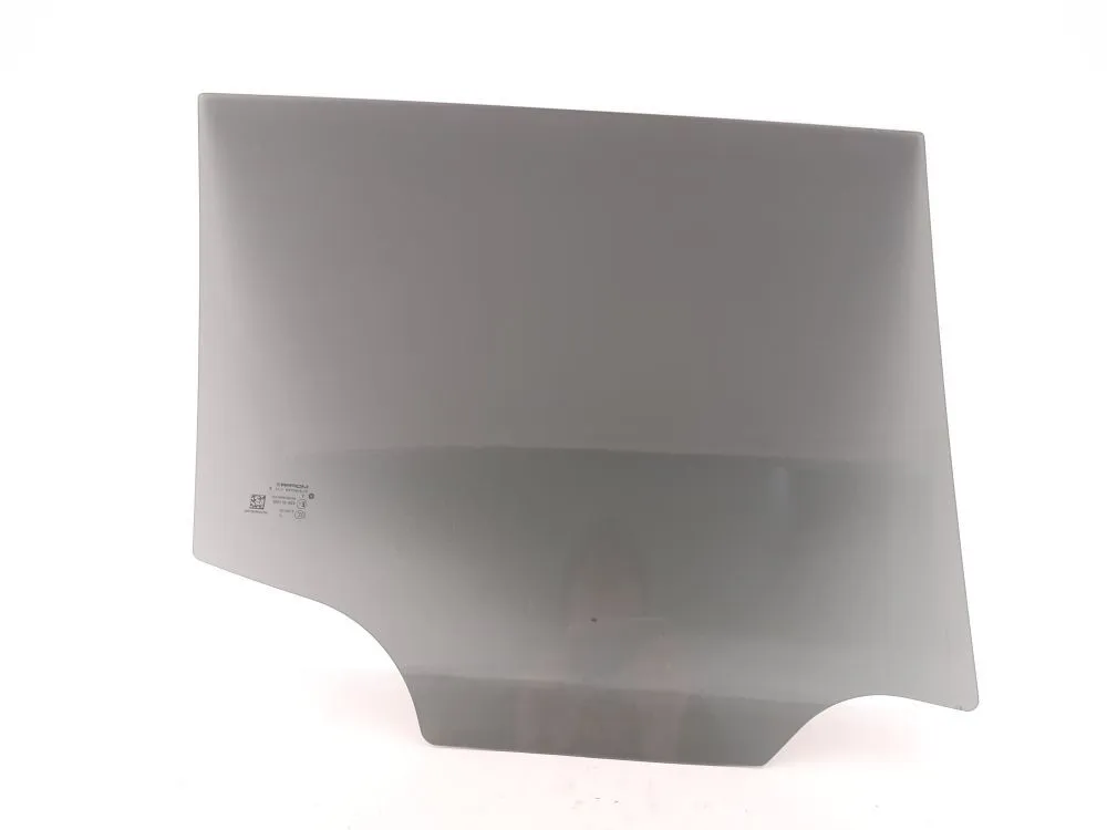 VETRO SCENDENTE POSTERIORE SINISTRO con codice 51953853 da JEEP Renegade Serie (14>) 1600 Diesel 88 (2015)