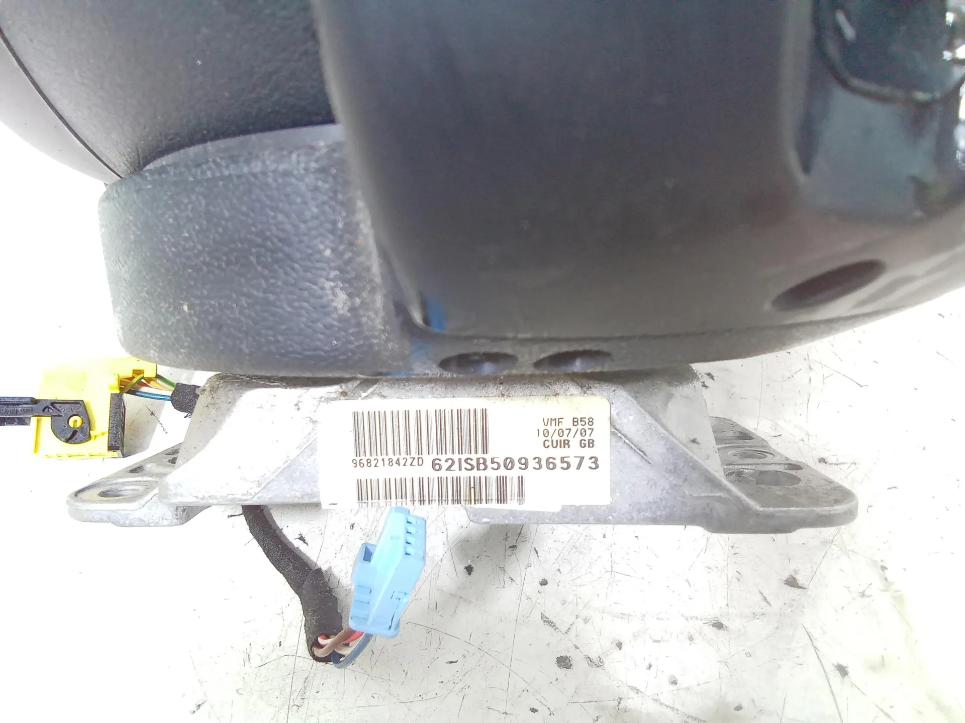 VOLANTE con codice 96821842zd da CITROEN C4 Grand Picasso (06>13) 2000 Diesel 100 kW / 136 CV (2007)