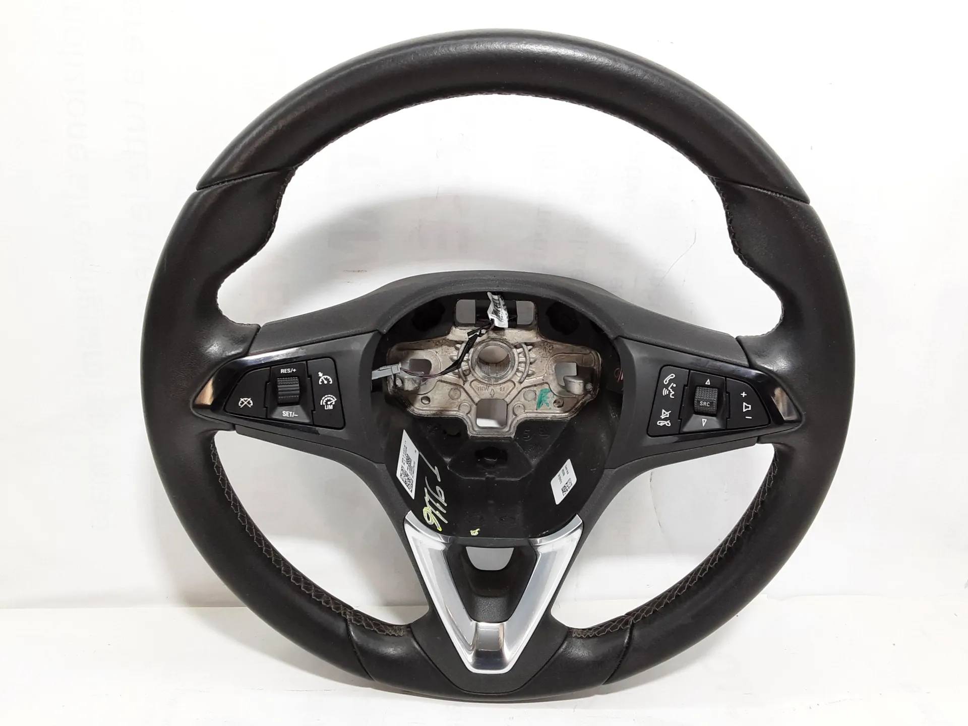 VOLANTE con codice 39035990 da OPEL Corsa E 3° Serie 1400 Benzina 66 kW / 90 CV con codice motore B14XER OPT./B 14 XEL, D 14 XEL (2017)
