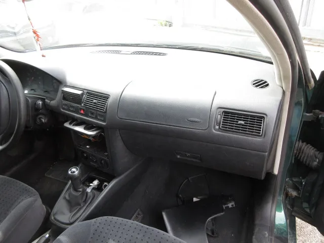 FANALINO POST. DX VOLKSWAGEN GOLF 4 98>04